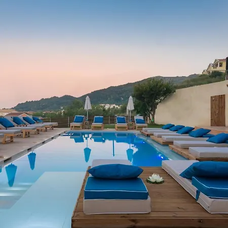 公寓 Venilia Apartments-1 *